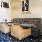 Petite With Wifi, Ac, And Shared Kitchen