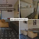 Petite With Wifi, Ac, And Shared Kitchen *