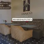 Appartement Petite With Wifi, Ac, And Shared Kitchen