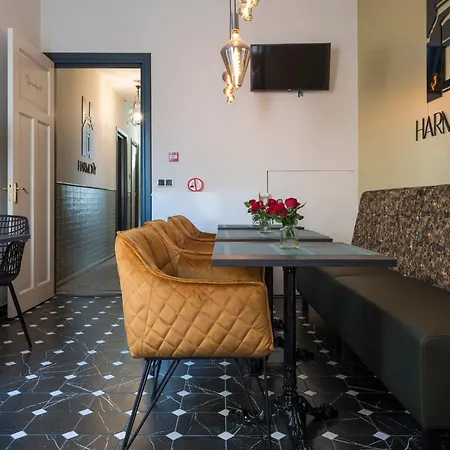 Petite With Wifi, Ac, And Shared Kitchen * Tilburg