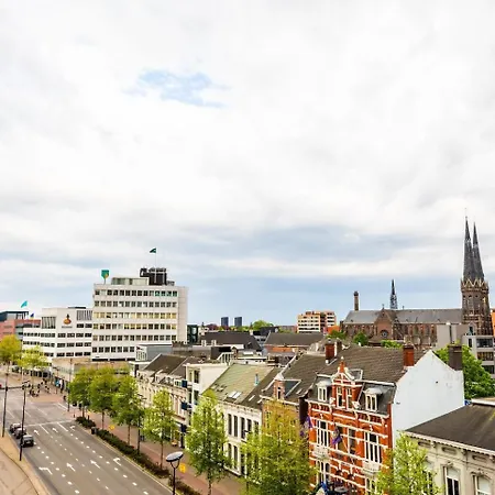 Petite With Wifi, Ac, And Shared Kitchen Apartamento