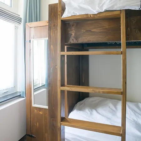 Petite With Wifi, Ac, And Shared Kitchen