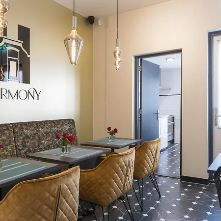 Apartamento Petite With Wifi, Ac, And Shared Kitchen *