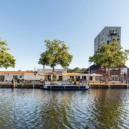 Petite With Wifi, Ac, And Shared Kitchen Daire *